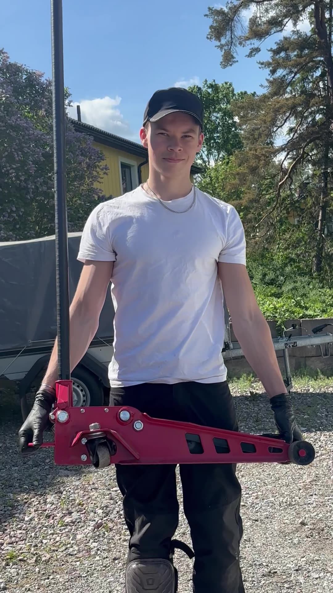 Hydraulisk domkraft för hjulskifte
